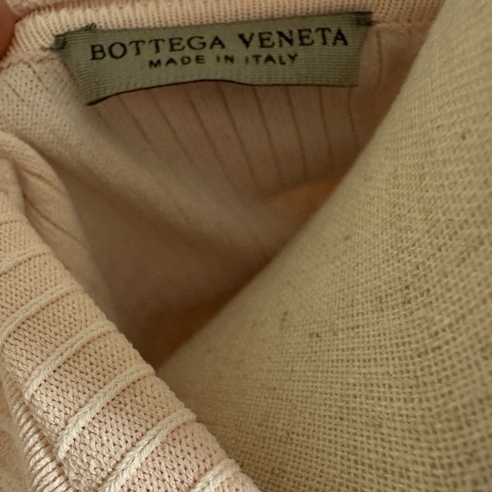 Bottega Veneta Long Sleeved Yellow and Soft Pink Fitted Top - Picture 2 of 4
